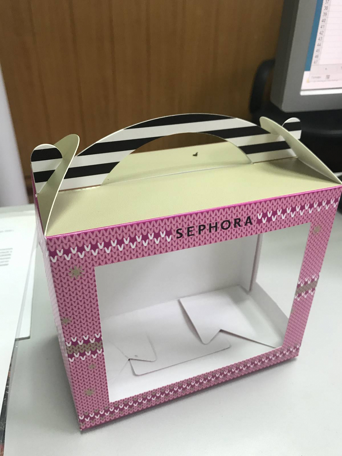 Печать на гофрокартоне в Москве | Заказать УФ печать на гофрокартоне по ...